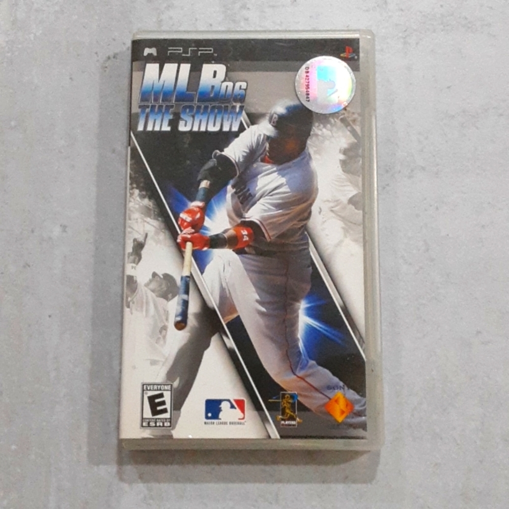 FREE WITH BUNDLE! - PSP Game MLB 06 The Show